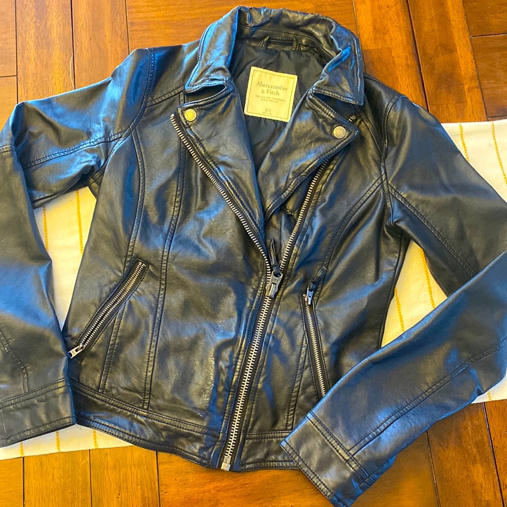 Abercrombie Black Vegan Faux Leather Moto Jacket, size XS
